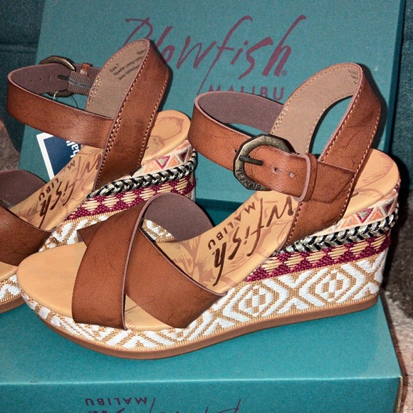 🌅NWT Blowfish Wedges🌅 - Picture 2 of 12